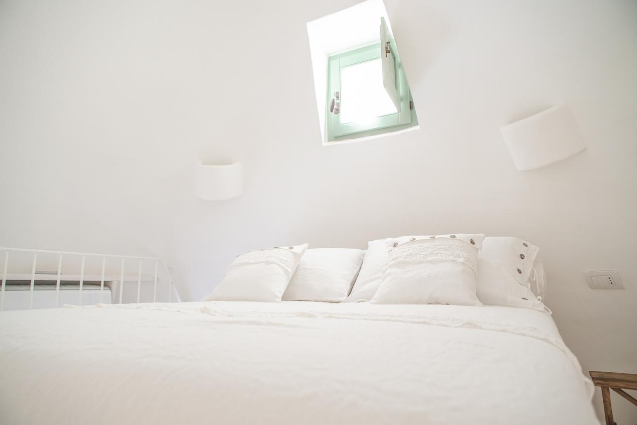 Bed and Breakfast Trullo Essenza-Trulli Anti Charme & Relax Alberobello Exterior foto